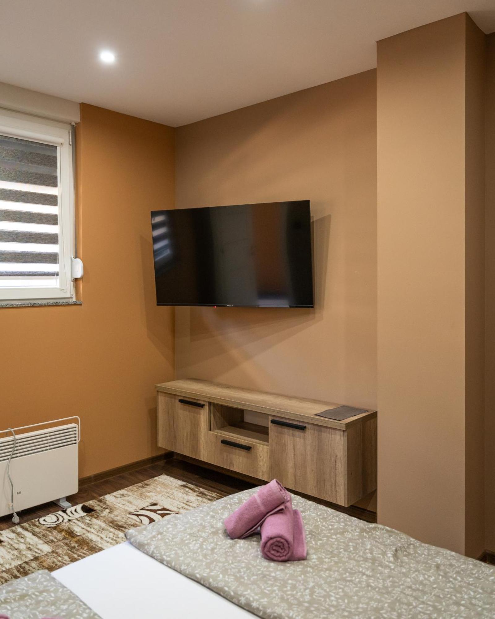 Ema, Asja, Eda Apartments Zenica Eksteriør bilde